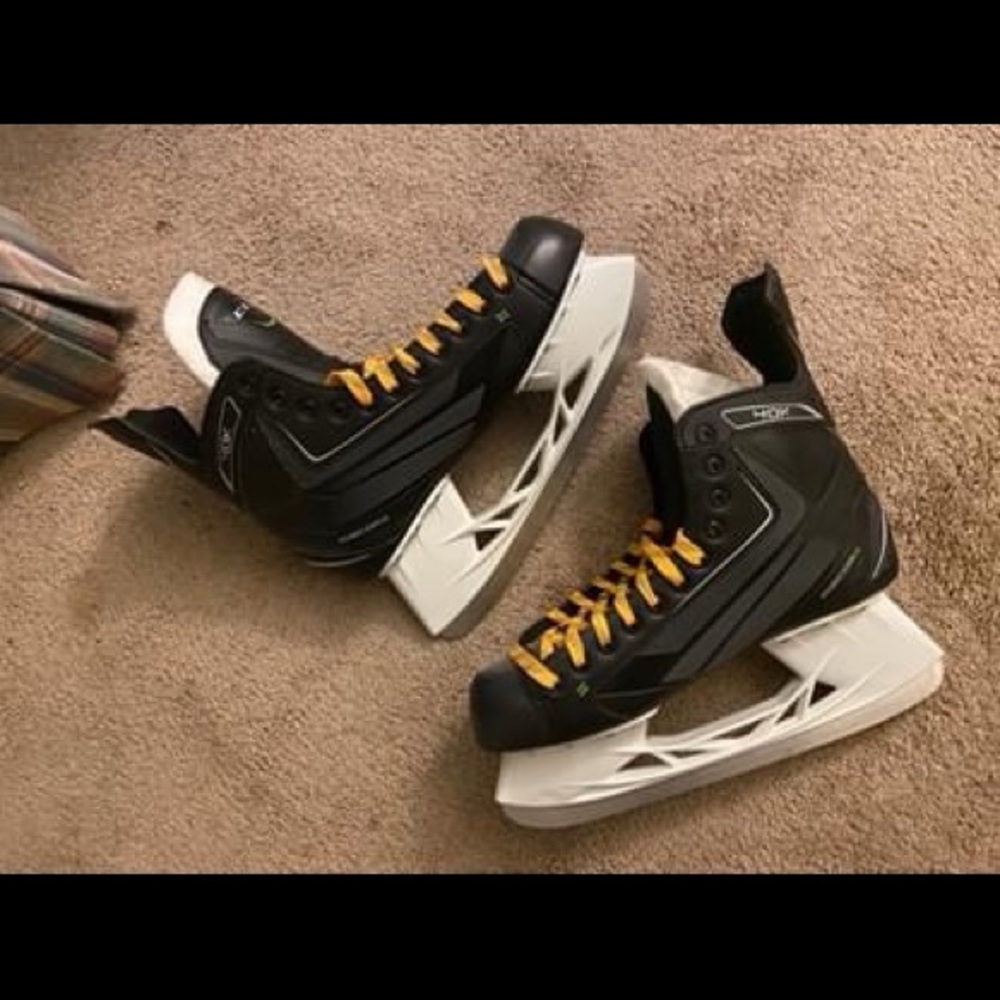 CCM ribcore 40k ice skates